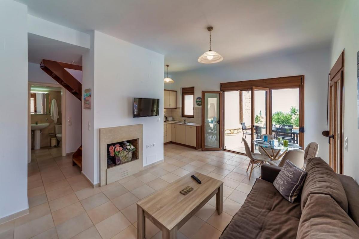 Karena Seaview Villa Gerani Chanion Extérieur photo
