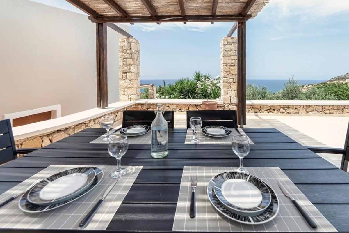 Karena Seaview Villa Gerani Chanion Extérieur photo